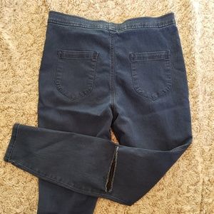 ASOS Denim Jean's 32x32 with Ripped Knees